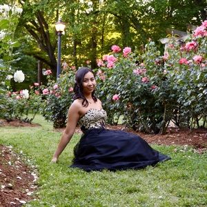 Meet your Posher, Caroline